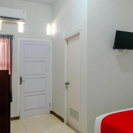 Capital O 1475 Oemah Jawa Family Residence Jember Exterior photo