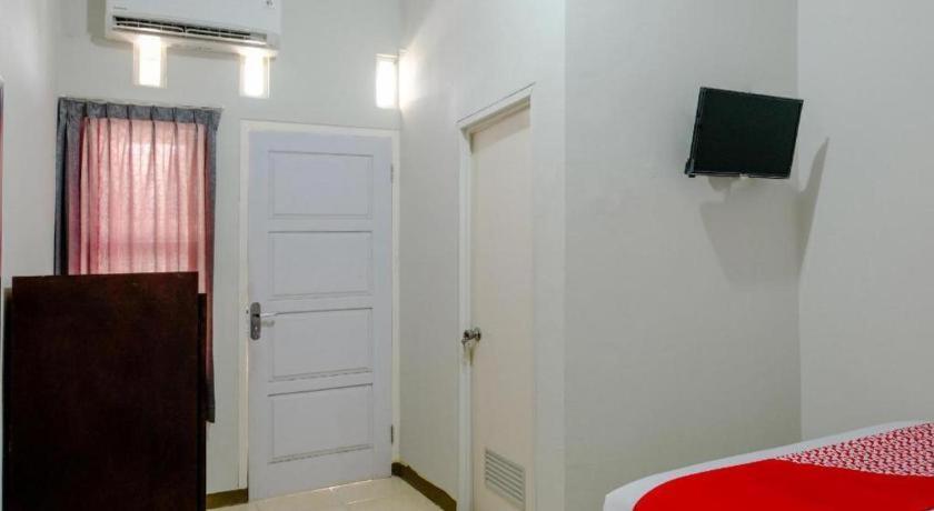 Capital O 1475 Oemah Jawa Family Residence Jember Exterior photo